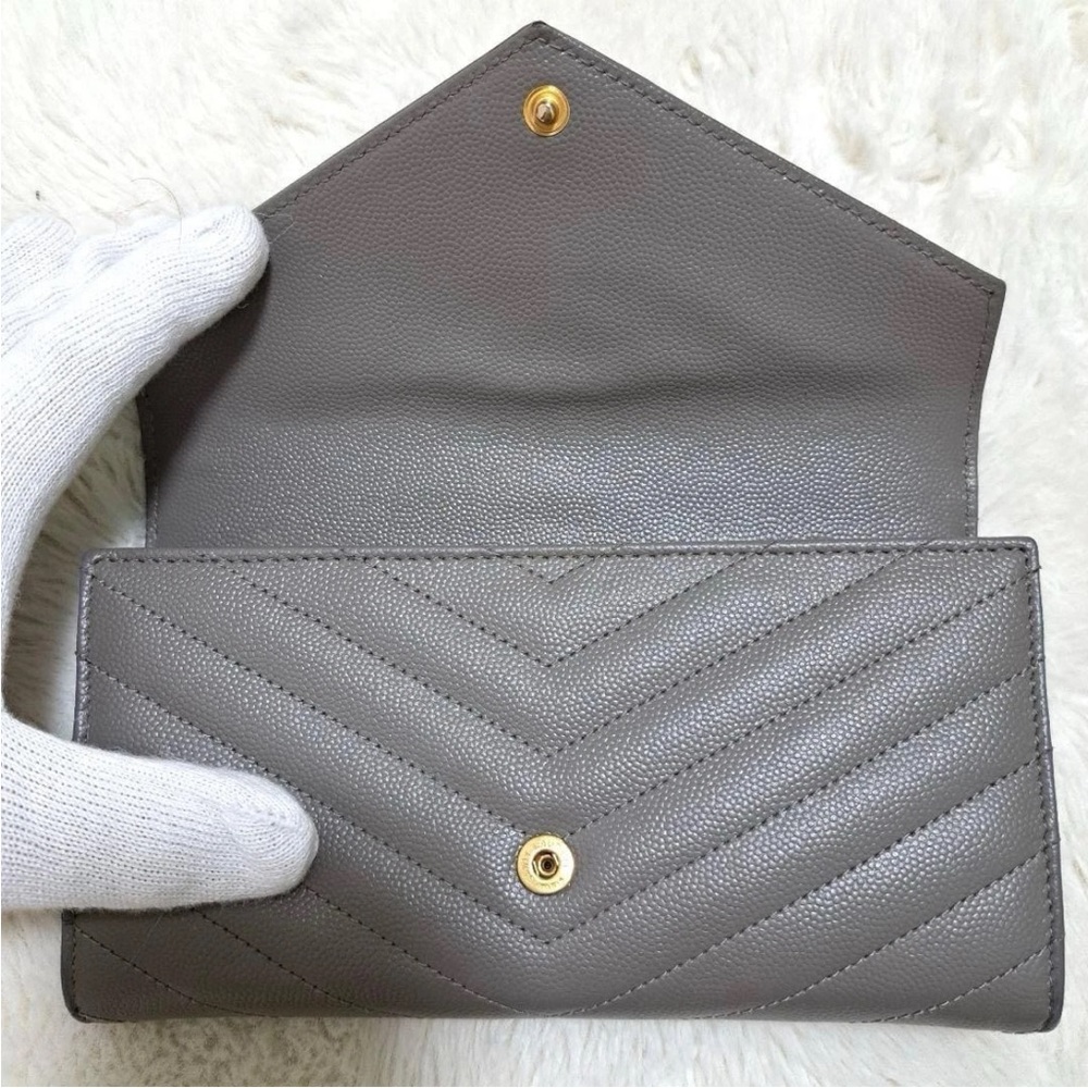 Saint Laurent Gray Leather Wallet with Gold Emblem - Picture 9 of 13
